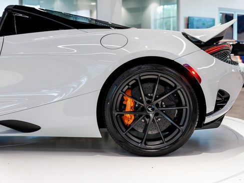 New 2027 McLaren 750S Spider RWD image 19