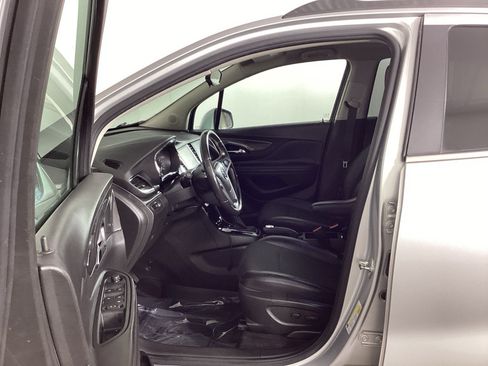 Used 2018 Buick Encore Preferred AWD/4WD image 16