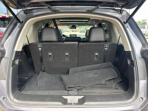 Used 2024 Honda Pilot Elite image 16