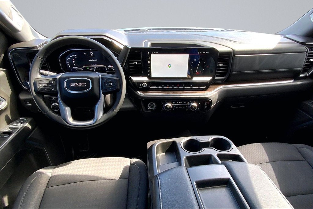Used 2024 GMC Sierra 1500 Elevation AWD/4WD image 14