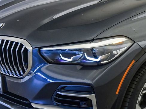Certified 2022 BMW X5 sDrive40i w/ Premium Package image 9