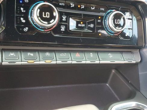 Used 2025 GMC Sierra 1500 Denali Ultimate image 24