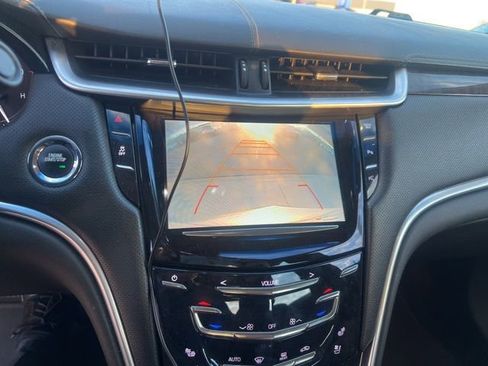 Used 2017 Cadillac XTS Luxury image 14