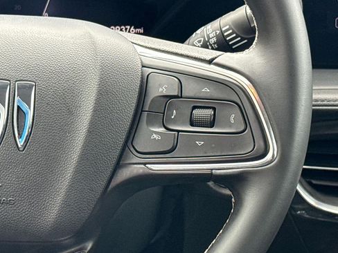 Used 2025 Buick Encore GX Preferred FWD image 16