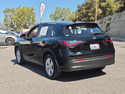 Used 2024 Honda HR-V LX image 3