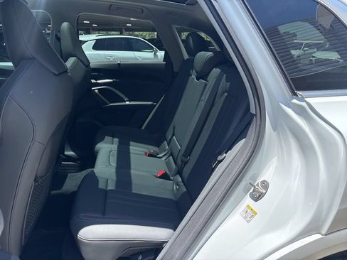 Certified 2025 Audi Q5 Premium AWD/4WD image 14