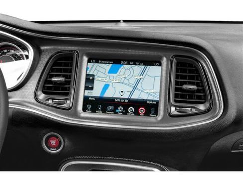 Certified 2018 Dodge Challenger SRT image 17