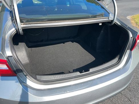 Used 2023 Chevrolet Malibu LT image 32