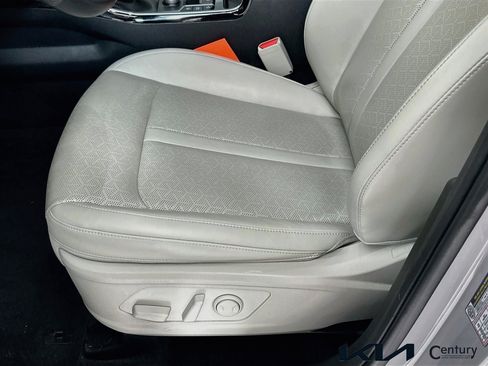 Certified 2023 Kia Sorento SX FWD image 19