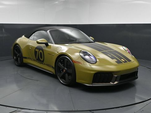 Certified 2026 Porsche 911 GTS RWD image 19