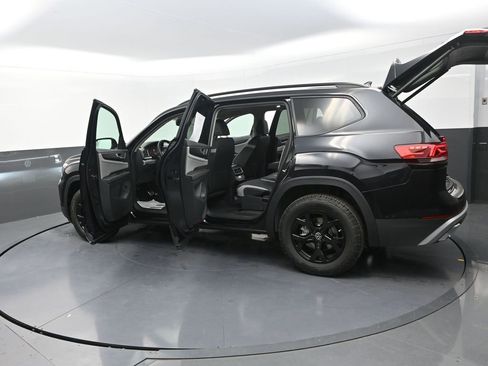 New 2026 Volkswagen Atlas Peak Edition AWD/4WD image 33