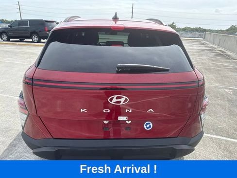 Used 2025 Hyundai Kona SEL FWD image 16