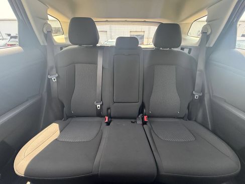 Used 2025 Kia Sportage LX AWD/4WD image 37