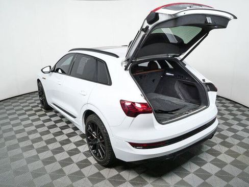 Used 2023 Audi e-tron Chronos w/ Chronos Package AWD/4WD image 32