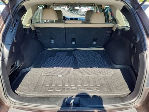 Used 2019 Subaru Outback 2.5i Limited AWD/4WD image 34