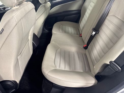 Used 2018 Ford Fusion S image 17