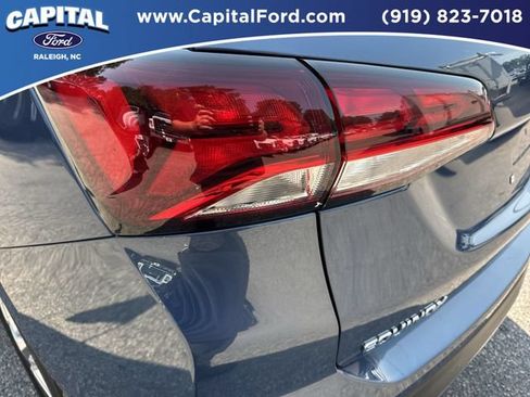 Used 2024 Chevrolet Equinox LT FWD image 15