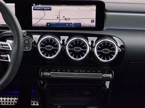 Certified 2026 Mercedes-Benz CLA 250 image 21
