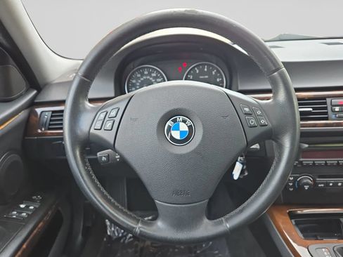 Used 2006 BMW 325i Sedan RWD image 20