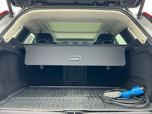 Used 2018 Volvo XC60 T8 Inscription w/ Advanced Package AWD/4WD image 33