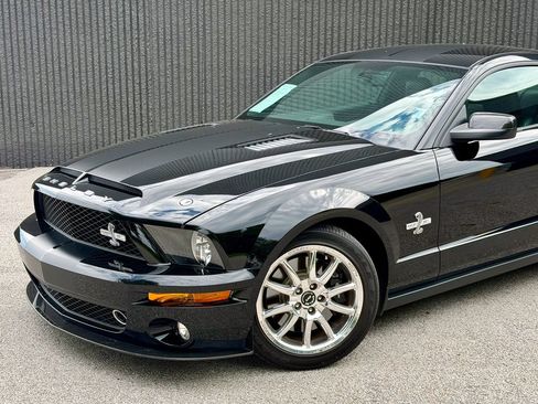 Used 2008 Ford Mustang Shelby GT500 RWD image 2