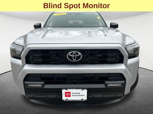 Certified 2025 Toyota 4Runner TRD Off-Road AWD/4WD image 4