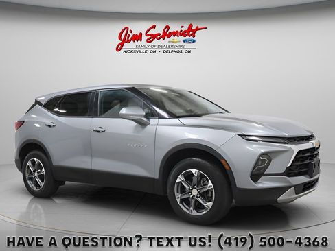 Used 2025 Chevrolet Blazer LT image 1