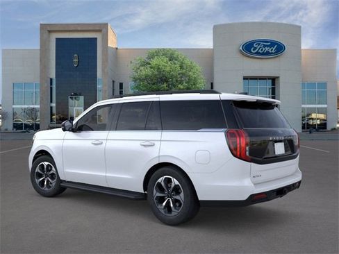 New 2026 Ford Expedition Active image 4