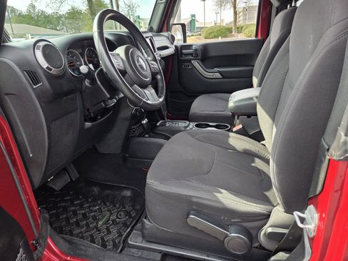 Used 2013 Jeep Wrangler Sport image 11