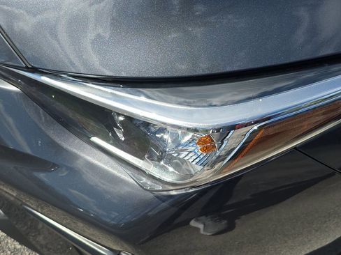 Used 2024 Subaru Impreza 2.0i Sport image 11