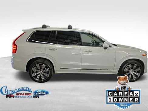 Used 2022 Volvo XC90 T8 Inscription w/ Advanced Package image 4