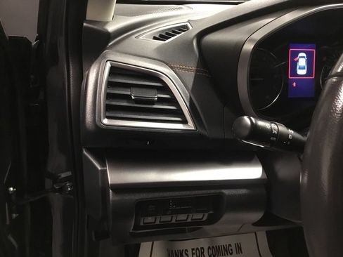 Used 2018 Subaru Crosstrek 2.0i Limited AWD/4WD image 21