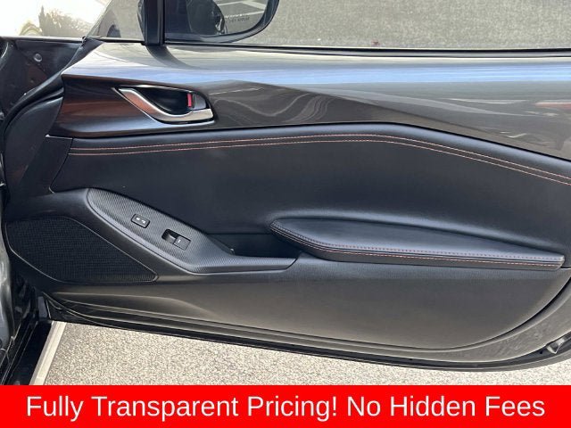 Used 2022 MAZDA MX-5 Miata RF Grand Touring RWD image 15