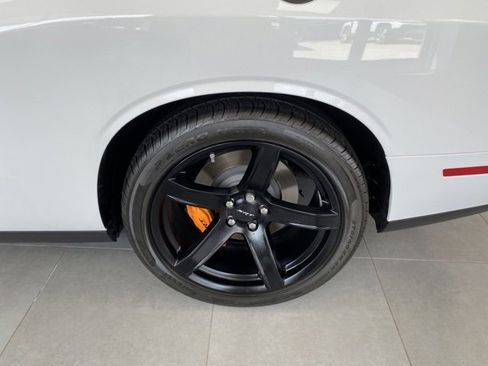 Used 2022 Dodge Challenger SRT Hellcat w/ Plus Package image 12