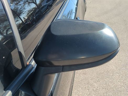 Used 2021 Toyota Corolla LE image 13