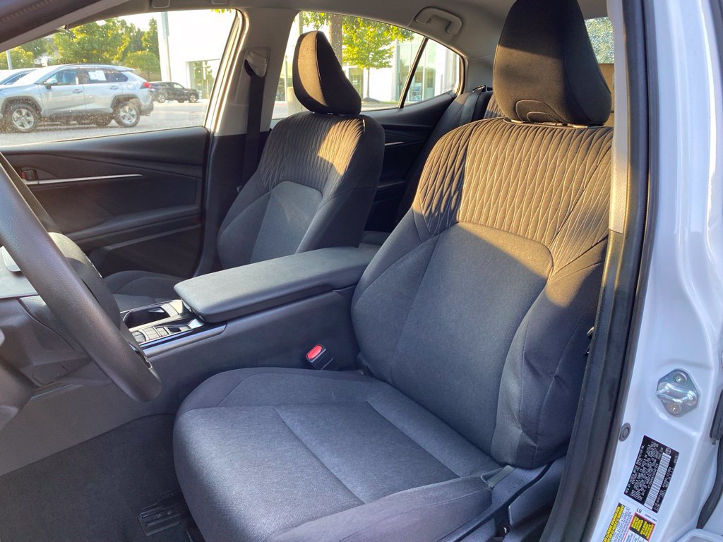 Used 2025 Toyota Camry LE FWD image 20