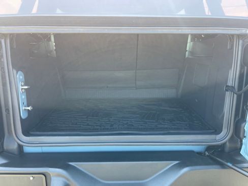 Used 2023 Ford Bronco Wildtrak image 21