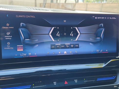 Used 2024 BMW 530i image 31