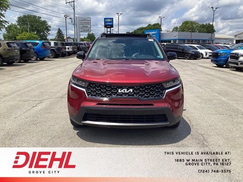 Used 2022 Kia Sorento S w/ Panoramic Sunroof Package AWD/4WD image 2
