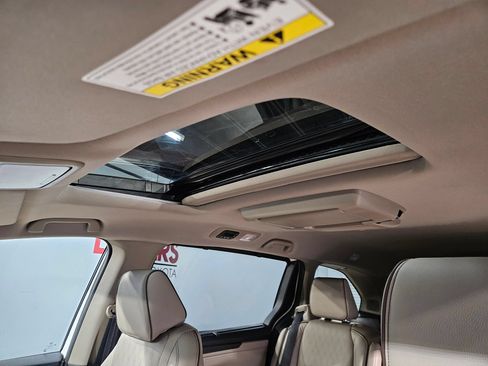Used 2022 Honda Odyssey Elite image 24