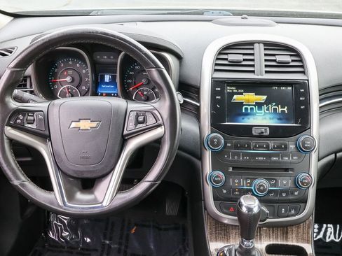 Used 2015 Chevrolet Malibu LTZ FWD image 7