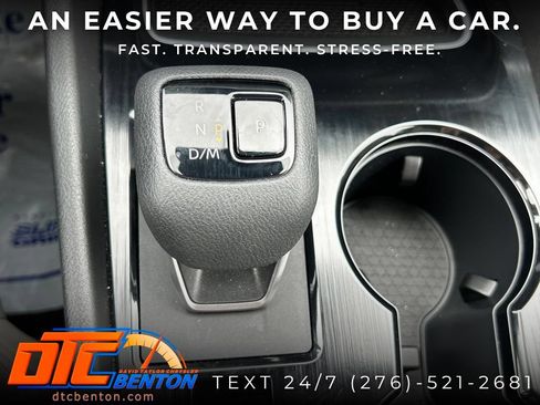 Used 2025 Nissan Rogue SL w/ SL Premium Package AWD/4WD image 32