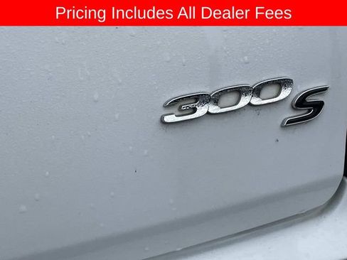 Used 2015 Chrysler 300 S RWD image 6