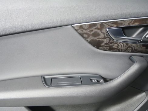 Used 2020 Audi Q7 3.0T Premium Plus w/ Premium Plus Package image 14