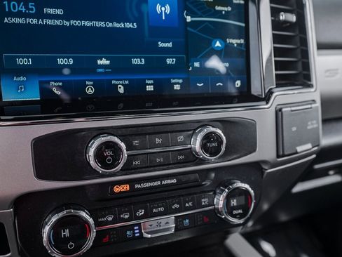 Used 2022 Ford F250 Lariat w/ Black Appearance Package image 32