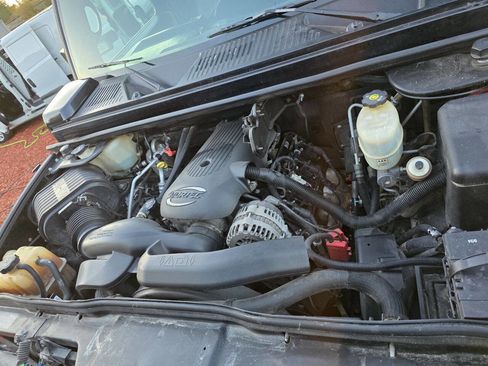 Used 2005 HUMMER H2 image 18