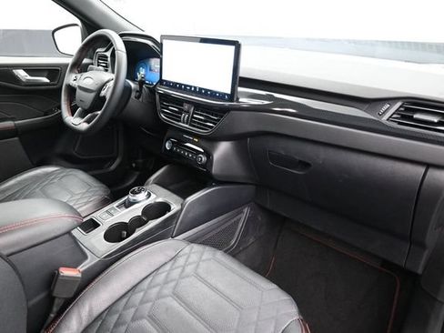 Certified 2023 Ford Escape ST-Line Elite w/ Premium Technology Package AWD/4WD image 10