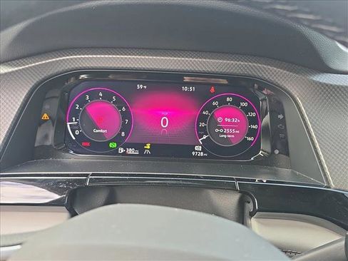 Used 2024 Volkswagen Atlas Peak Edition SE image 11