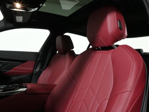 Used 2026 BMW 530i xDrive w/ Premium Package image 16