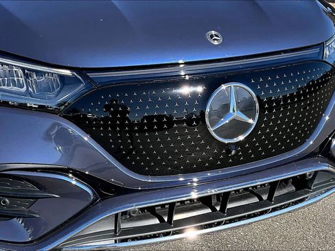 Certified 2024 Mercedes-Benz EQE 350+ 4MATIC SUV w/ AMG Line Exterior Package image 29